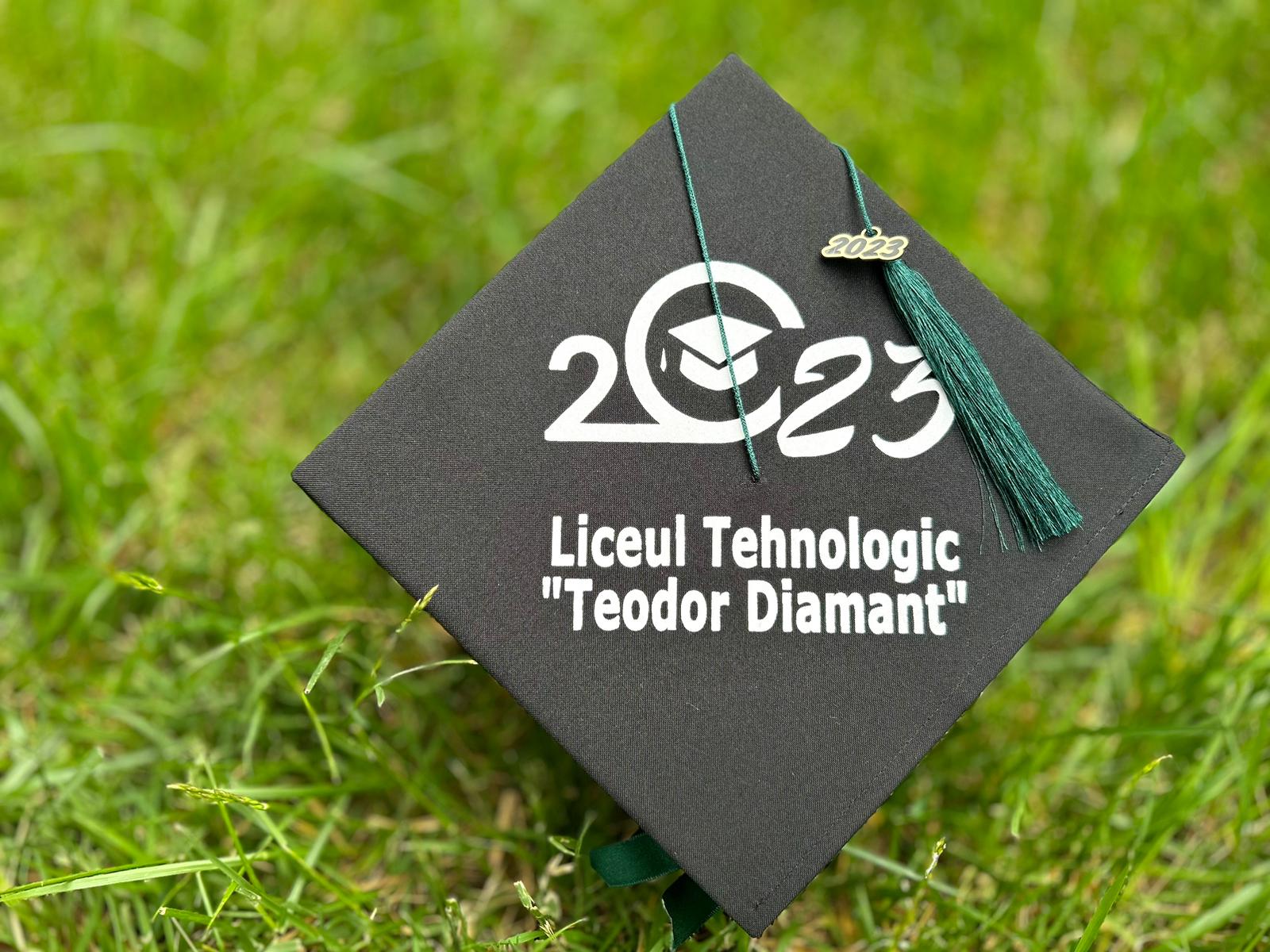 </h2>Festivitati absolvire Zalău, inchirieri robe absolvire Zalău</h2> festivitati-absolvire-zalau